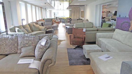 Kiermasz mebli w Olsztynie – sofy, narożniki, fotele, kanapy, stoły i stoliki do 70 % taniej