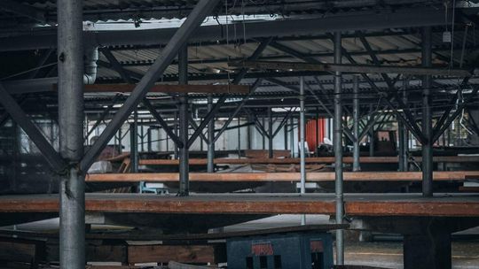 Konstrukcje stalowe na zamówienie: Praktyczny poradnik od producenta