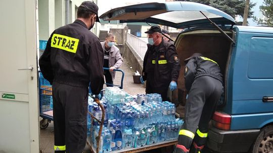 Koronawirus. Strażacy wspierają szpitale w powiecie olsztyńskim