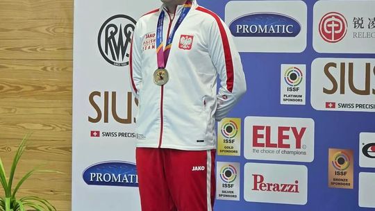 Maciej Kowalewicz wicemistrzem świata! Olsztynianin wraca z Kairu z dwoma medalami