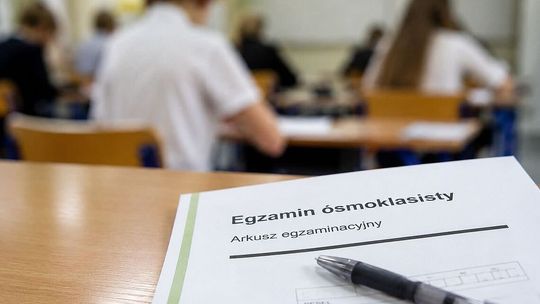 Ósmoklasiści zasiadają do egzaminów