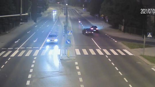 Policjant z Olsztyna po służbie zatrzymał zataczającego się motorowerzystę