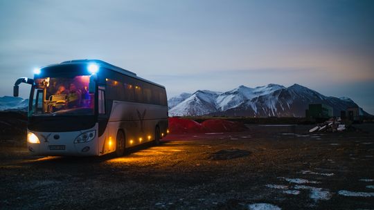 Praktyczne porady dotyczące wynajmu busa