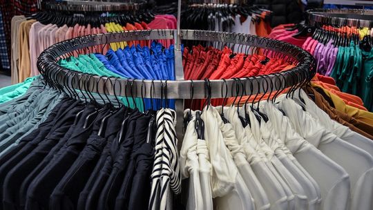 Profesjonalne naprasowanki DTF na koszulki i ubrania
