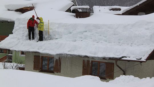 Śniegu po kolana, obowiązki po stronie każdego