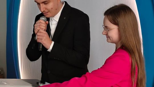 Trzy dekady odwagi i rozwoju Trzy dekady odwagi i rozwoju