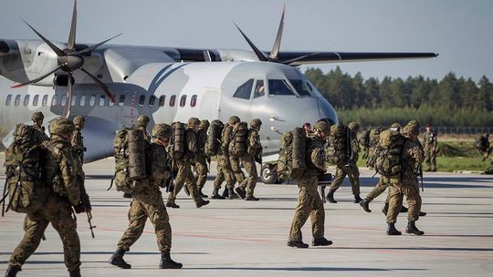 US Army na lotnisku w Szymanach