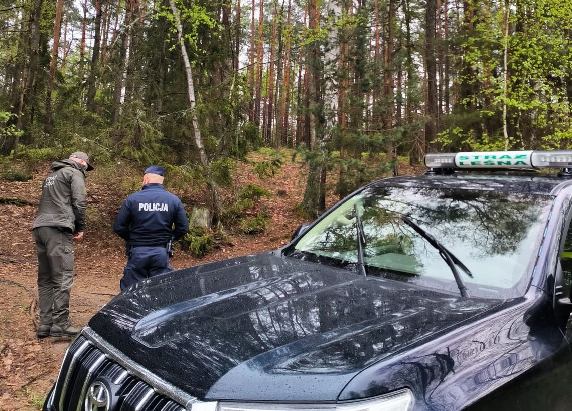 "Czysty las" - wspólne działania policjantów i strażników leśnych