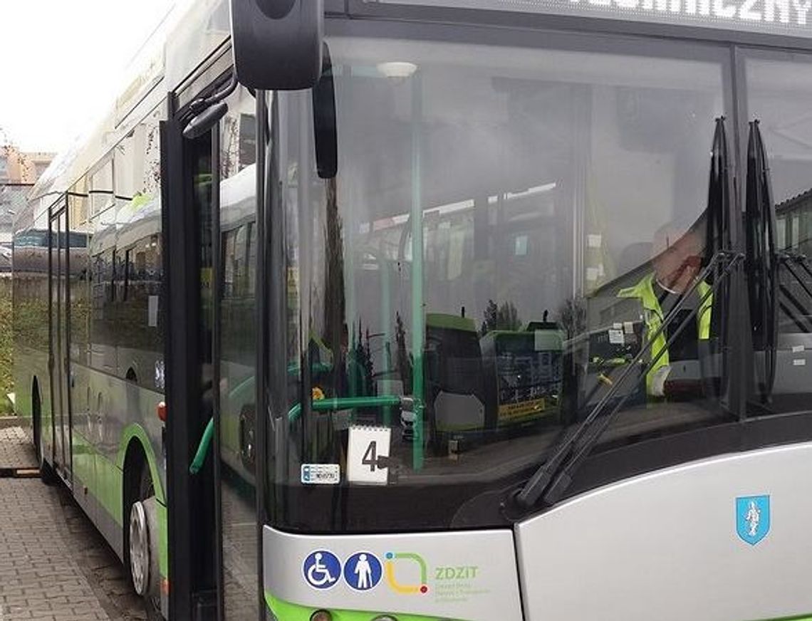 Drogowcy zawieszają dwie linie autobusowe 