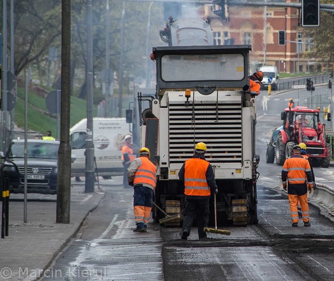 Nowe nawierzchnie kolejnych ulic