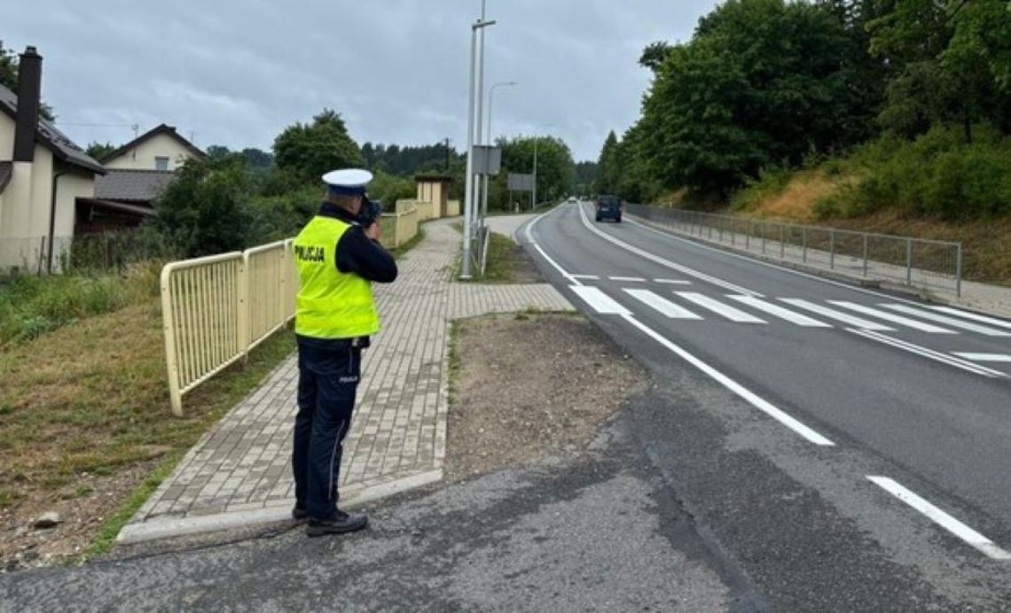 Pędził setką przez Ruszajny – nie pierwszy raz. Stracił prawo jazdy