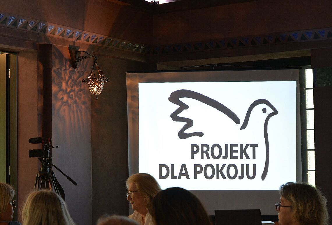 "Projekt dla pokoju" z wykorzystaniem pomnika Dunikowskiego