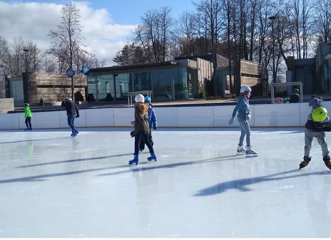 Sezon łyżwiarski w Olsztynie ruszył w pełni Sezon łyżwiarski w Olsztynie ruszył w pełni