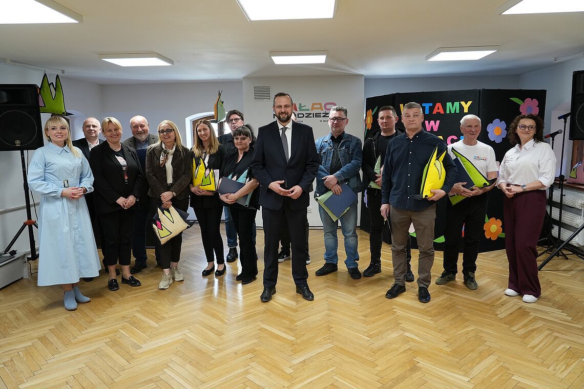Spichlerz przy Piastowskiej nowym domem Pałacu Młodzieży