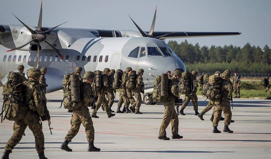 US Army na lotnisku w Szymanach