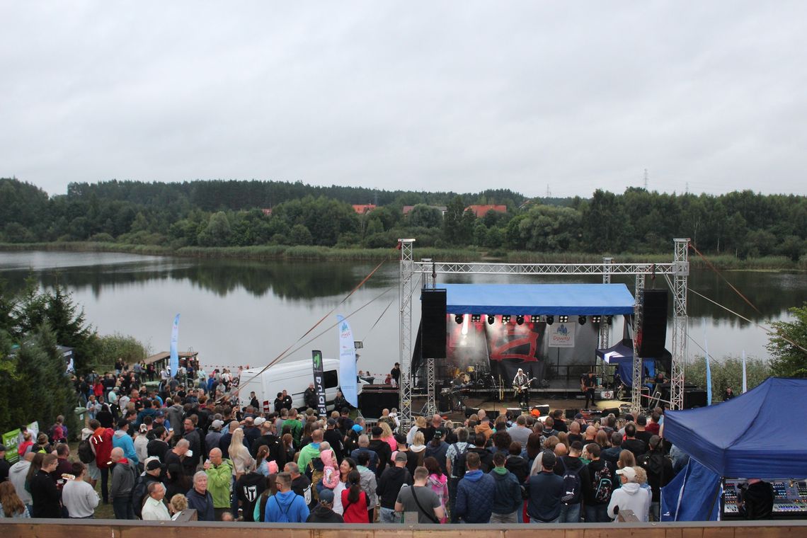 Dobra muzyka, lokalne piwo i pyszne jadło w Dywitach